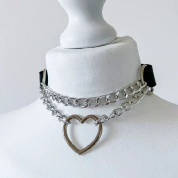 Chain Choker Collar, Heart Shaped Choker Necklace, S Choker, Gothic Chain Choker - Picture 4 of 12